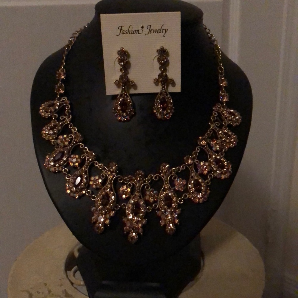 Austrian Crystal Necklace Set